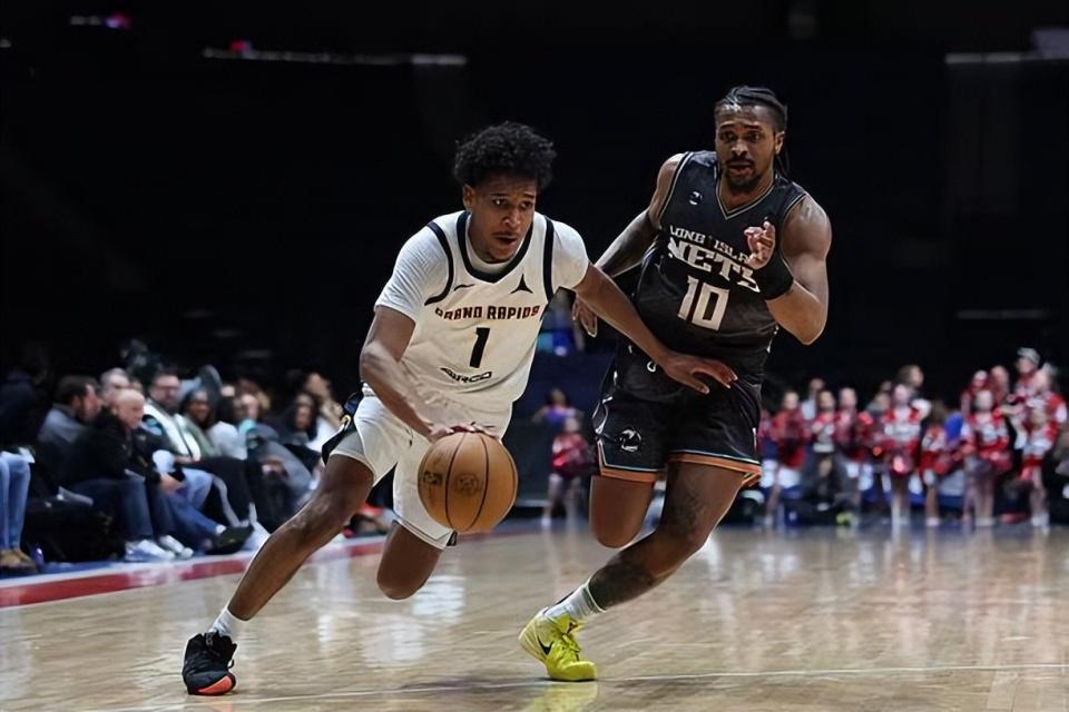 开云中国-发展联盟大杀四方砍下40分，掘金也可以试试这位全能型后场新秀？